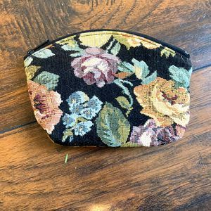 Vintage Floral Tapestry Small Witchy Clutch Zip Change Purse